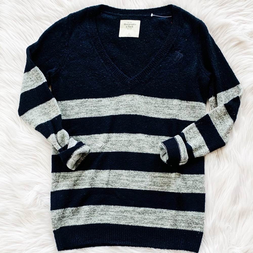 Abercrombie & Fitch Blue & Grey V Neck Sweater SM
